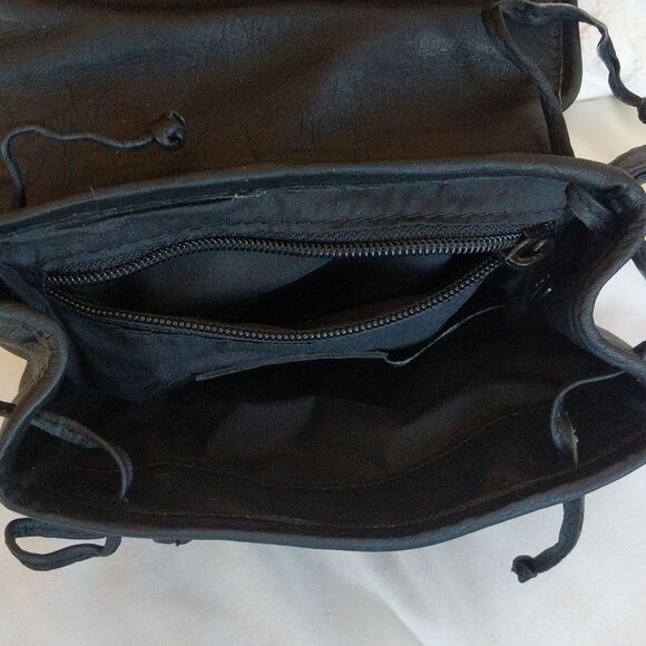 Simon Cross Shoulder/ Belt Bag - Picture 12 of 14